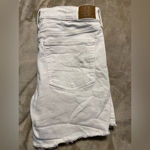 Size 8 American eagle shorts